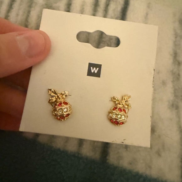 Old school Avon ornament earrings - Picture 2 of 4